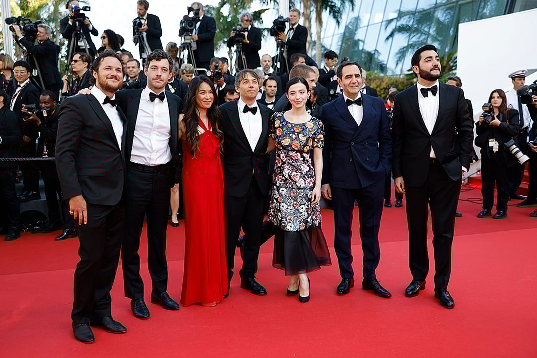 Drew Daniels, Alex Coco, Samantha Quan, Sean Baker, Mikey Madison, Karren Karagulian And Vache Tovmasyan